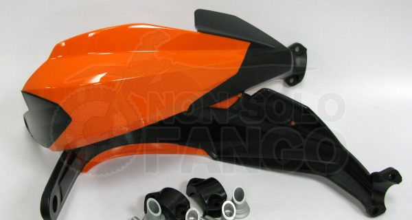 Coppia paramani chiusi arancio