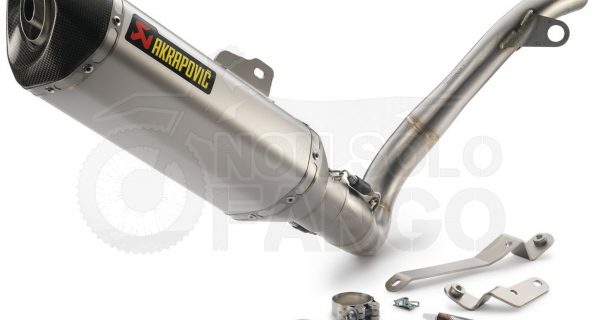 Silenziatore Akrapovic slip-on “Race” Duke RC 390 dal 2013 al 2016