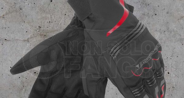 Guanti moto DAINESE TEMPEST UNISEX D-DRY® SHORT GLOVES Black/Red